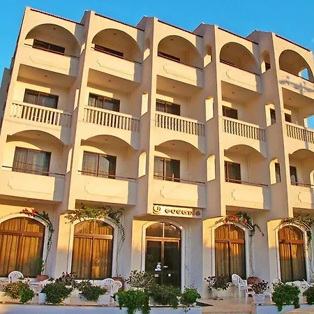 Oceanis Hotel 3*